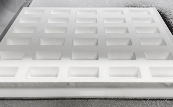 発泡スチロールの3D立体切削加工